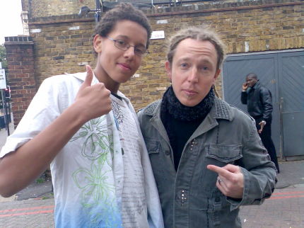 Jonas met Barry