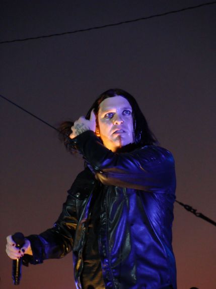 Brent Takes in the Crowd